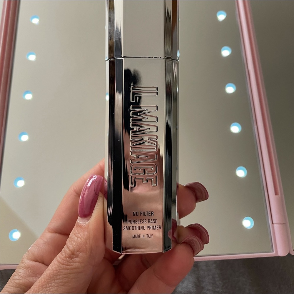 IL Makiage primer used a little